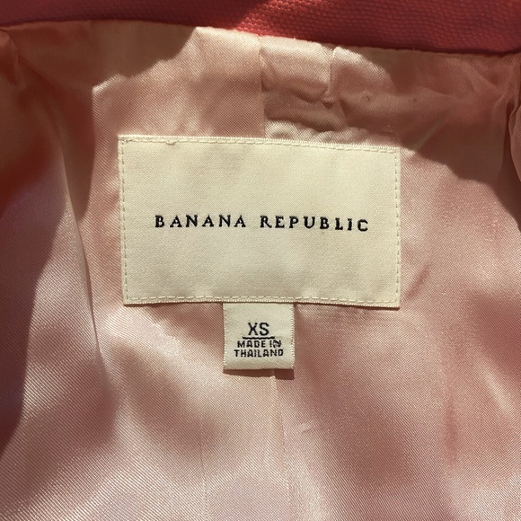 Banana Republic Trench Coat - Picture 3 of 3